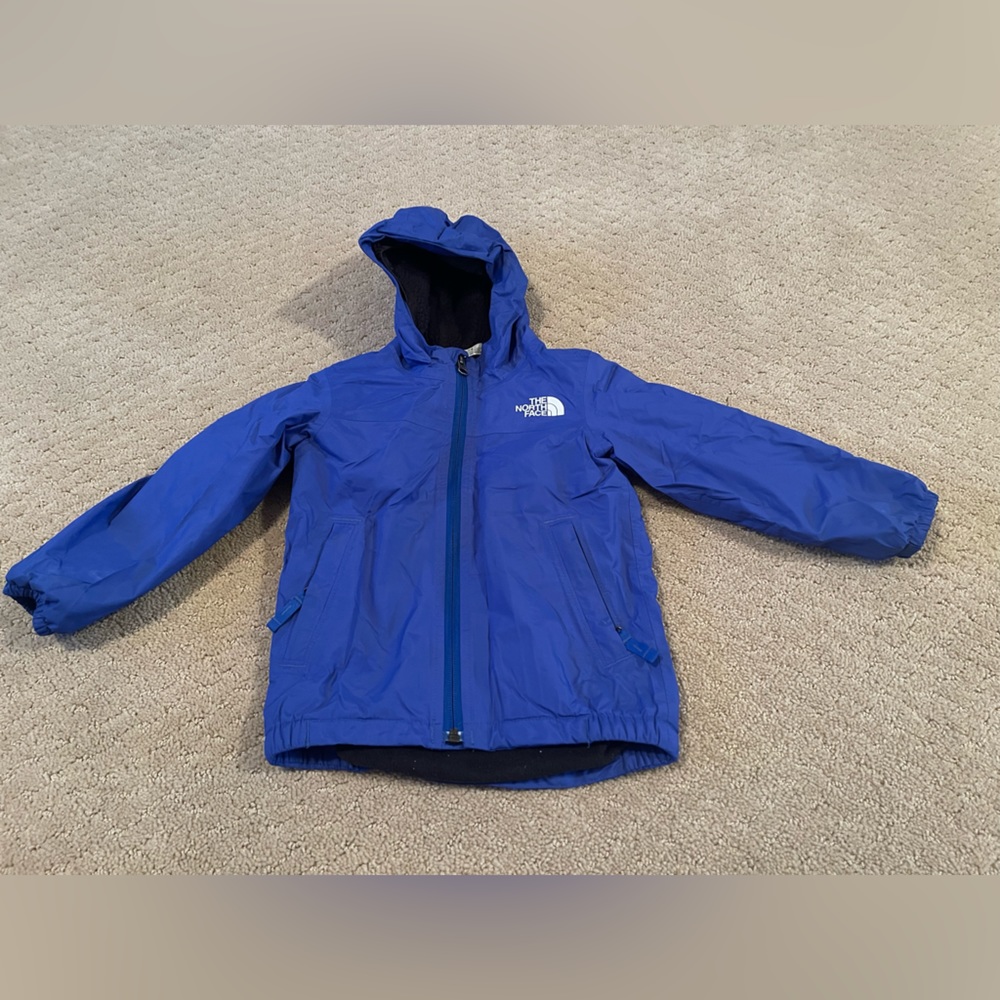 The North Face Toddler Blue Jacket Size 3T Bin 35